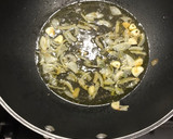 Foto del paso 2 de la receta: Merluza en salsa, la de mi casa 🏠