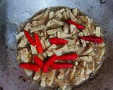 Foto langkah ke 5 dari resep Tumis Tempe Kangkung Putih Telur.