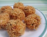 Foto langkah ke 5 dari resep Bola2 tahu rambutan.