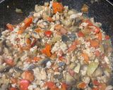 A picture of step 3 of Chicken Pasta.