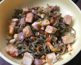 รูปขั้นตอนการทำที่ 4 ของ บะหมี่ผักผัด (อาหารเด็ก)