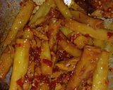 Foto langkah ke 6 dari resep Popia asam pedes manis isi kentang.