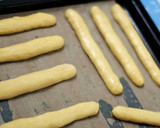 Foto langkah ke 4 dari resep Roti Parmesan Cheese Parmesan Breadstick empuk tapi kokoh.