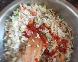 A picture of step 2 of Roasted poha bhel.