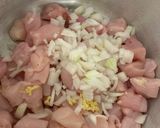 صورة لخطوة 1 من وصفة يخنة بطاطا وجاج مع رز