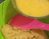 Foto langkah ke 5 dari resep Kue soes vla buah.