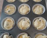 Karamellával töltött barackos muffin recept fázis 4 fotója