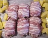 A picture of step 2 of Sage and onion stuffed chicken thighs.