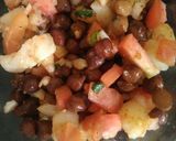 ચણાચાટ વીથ ખાખરા (Chana Chaat With Khakhra Recipe In Gujarati) રેસીપી સ્ટેપ4ફોટો
