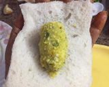 A picture of step 3 of Bread ki chamcham.