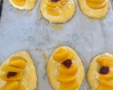 Une image de l'étape 4 de Brioche et Briochettes aux fruits.