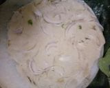 A picture of step 4 of Onion Parantha.