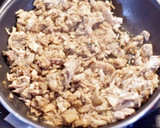 Foto del paso 1 de la receta: Croquetas caseras de pollo y soja
