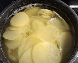 Une image de l'étape 1 de Gratin de pomme de terre/épinard.