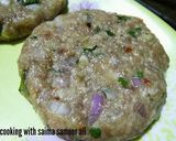 A picture of step 2 of Kachay qeemay k kabab.
