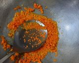 A picture of step 4 of Stuffed vegetable chilla.
