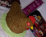 A picture of step 5 of Bird theme cake.