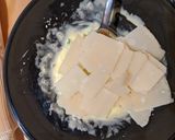 A picture of step 5 of Garlic Parmesan Pizza Bread.