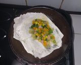 Foto langkah ke 5 dari resep Martabak Telur Abang-Abang Isi Sayuran (Buncis, Wortel, Jagung).