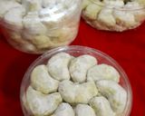 Foto langkah ke 4 dari resep Cookies Putri salju pandan.