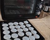 Foto langkah ke 8 dari resep Brownies Kering Topping Variasi.