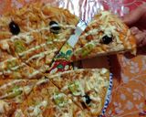 صورة لخطوة 6 من وصفة بيتزا صنع منزلي بسر يخليها عجينة سحرية 🍕🍕🍕🍕