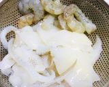 Hình bước làm 1 của món Bông Cải Xào Hải Sản