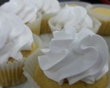 Foto del paso 9 de la receta: Cupcake de maracuyá y mango