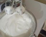 عکس مرحله 1 از دستور کیک تخته ای آلبالو
