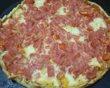 Foto del paso 7 de la receta: Tarta fácil de jamón, queso y tomate con amigos