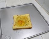 Foto langkah ke 3 dari resep ROTI TELUR PANGGANG. MENU SARAPAN UNIK DIJAMIN PRAKTIS DAN MUDAH.