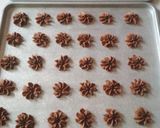 Foto langkah ke 8 dari resep Semprit Coklat.