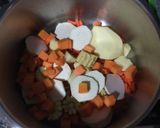 Foto del paso 3 de la receta: Potaje canario de berros (a mi manera) en olla rápida