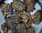 A picture of step 4 of Arum  leaves  Discs (colocasia leaves pinwheels).