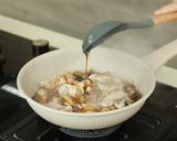 Foto langkah ke 3 dari resep Indomie Ayam Jamur Devina Hermawan.