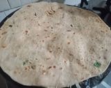 A picture of step 2 of Molli ka paratha.
