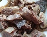 Hình bước làm 1 của món Gỏi vịt rau muống bào và bắp cải
