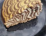 A picture of step 14 of Zebra Cake.