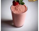 Strawberry, rose and apple smoothie recipe step 1 photo