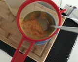 Foto del passaggio 4 della ricetta Fusilloni con mazzancolle, datterini gialli, pesto di basilico e San Daniele croccante