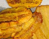 Foto langkah ke 2 dari resep Pisang goreng geprek sambal terasi.