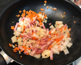 Foto del paso 1 de la receta: Arroz frito con salsa de soja