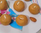 બેસનના લાડુ (Besan Laddu Recipe In Gujarati) રેસીપી સ્ટેપ5ફોટો