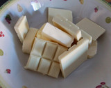 Foto del paso 1 de la receta: Brownie de chocolate blanco y arándanos