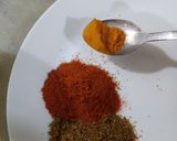 A picture of step 1 of Hyderabadi chicken dum biryani.