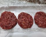 Foto del paso 4 de la receta: Hamburguesas caseras al plato (sin pan)