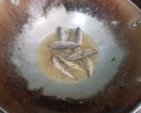 Foto langkah ke 1 dari resep Tumis Toge Ikan Asin.