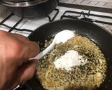 Foto del paso 3 de la receta Rollizos de pollo caseros en salsa al vino blanco