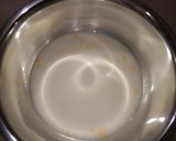 Foto del paso 2 de la receta: Maja blanca con flor de cempasúchil