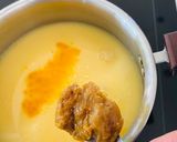 A picture of step 3 of Fajeto (Mango pulp soup).